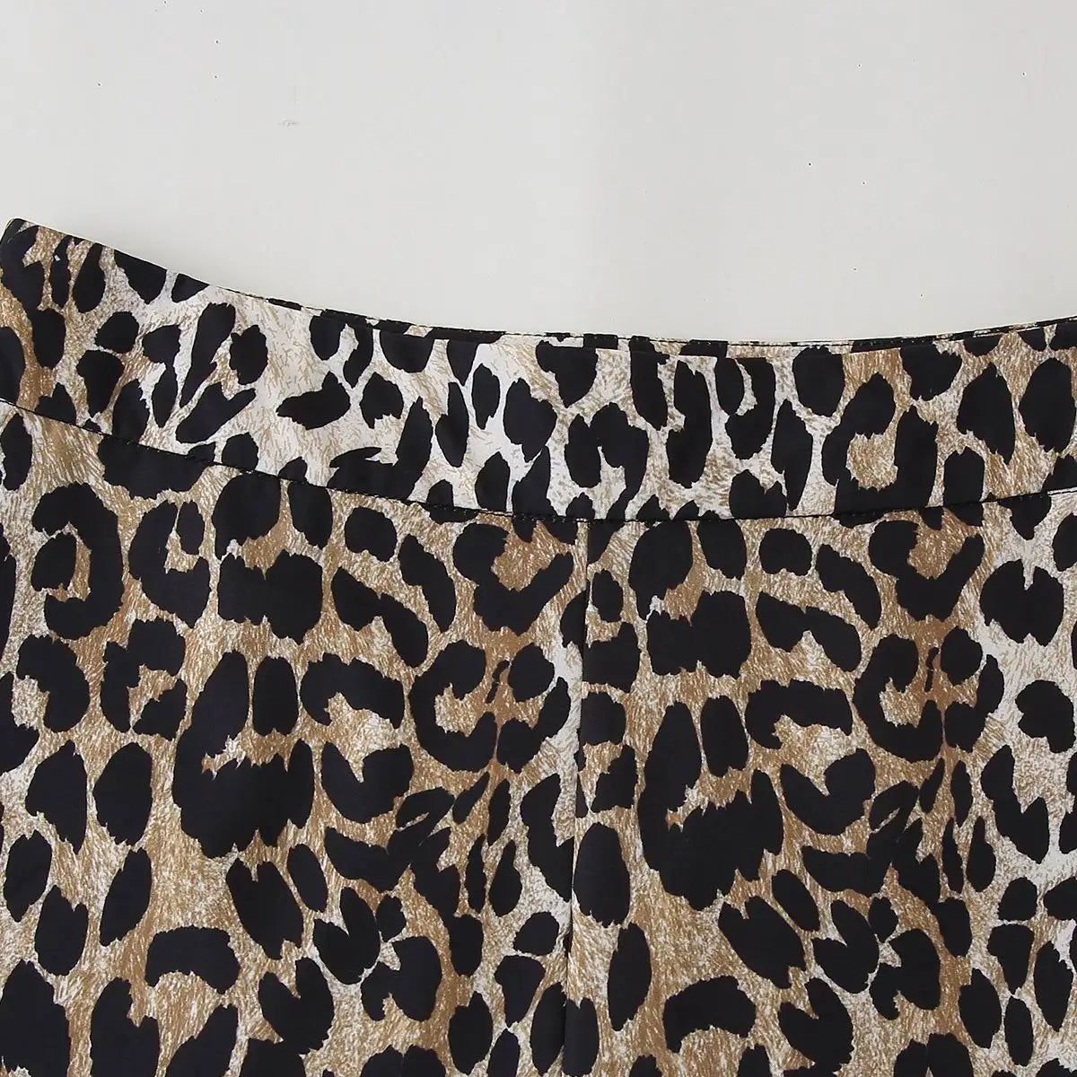 Leopard Printed Shorts For Women Side Zipper Casual Clothing Summer Bottom Wear