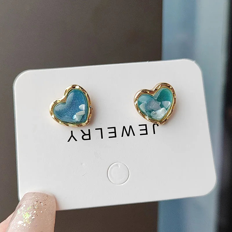 Blue Ocean Heart Shell Fragments Stud Earrings For Women Fashion Temperament Romantic Earrings Jewelry Wedding Party Gifts